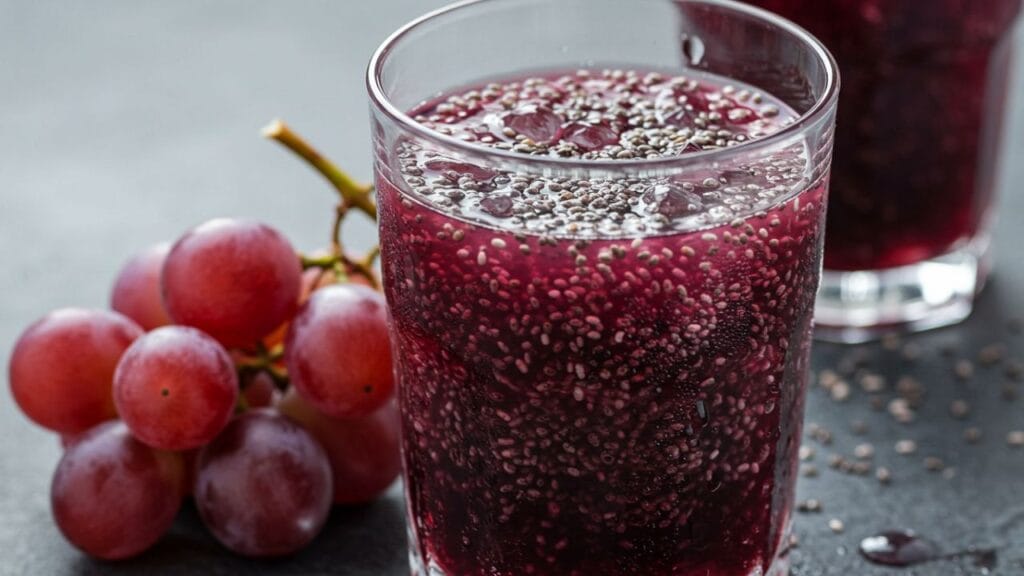 Grape Juice with Chia Seeds – The Fiber-Rich Fat Burner